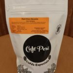 Café Perê Linha Doce Encanto: Café especial arábica, torrado em grãos, com notas de baunilha, mel e banana.